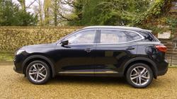 MG MOTOR UK HS HATCHBACK 1.5 T-GDI PHEV Excite 5dr Auto